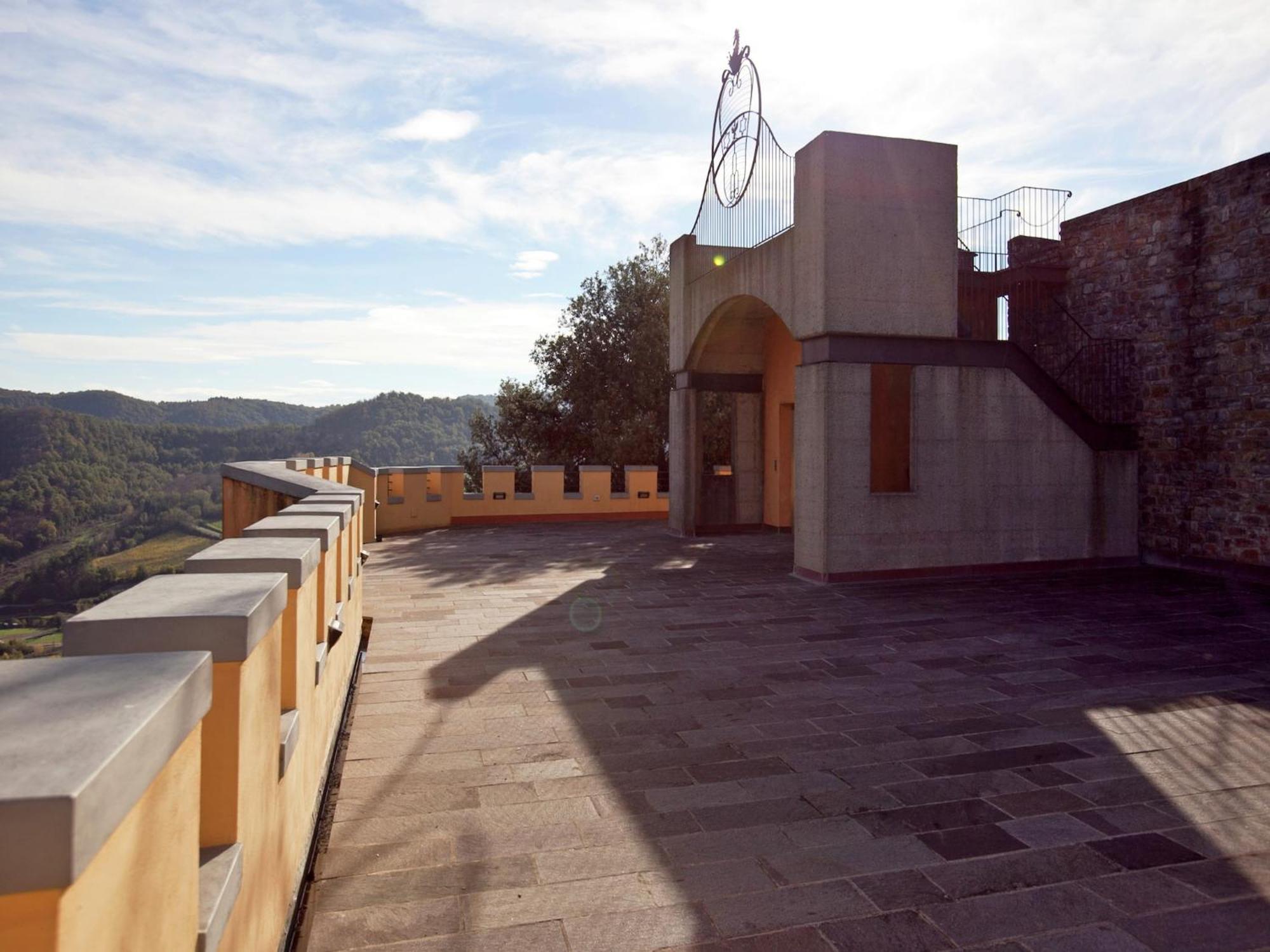 Pleasant Apartment With Swimming Pool Garden Bbq Parking Lucolena in Chianti Dış mekan fotoğraf